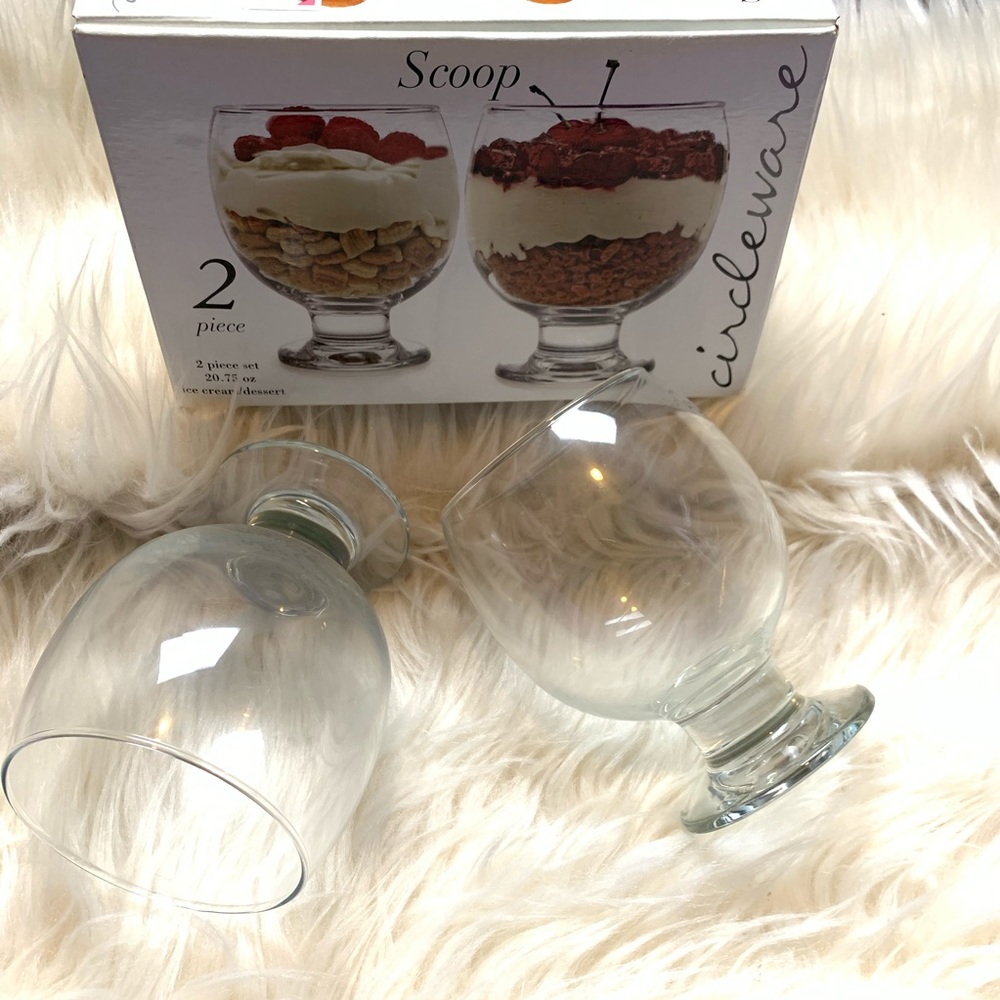 2 pc. Circle ware scoop ice cream or dessert set. - Picture 8 of 8